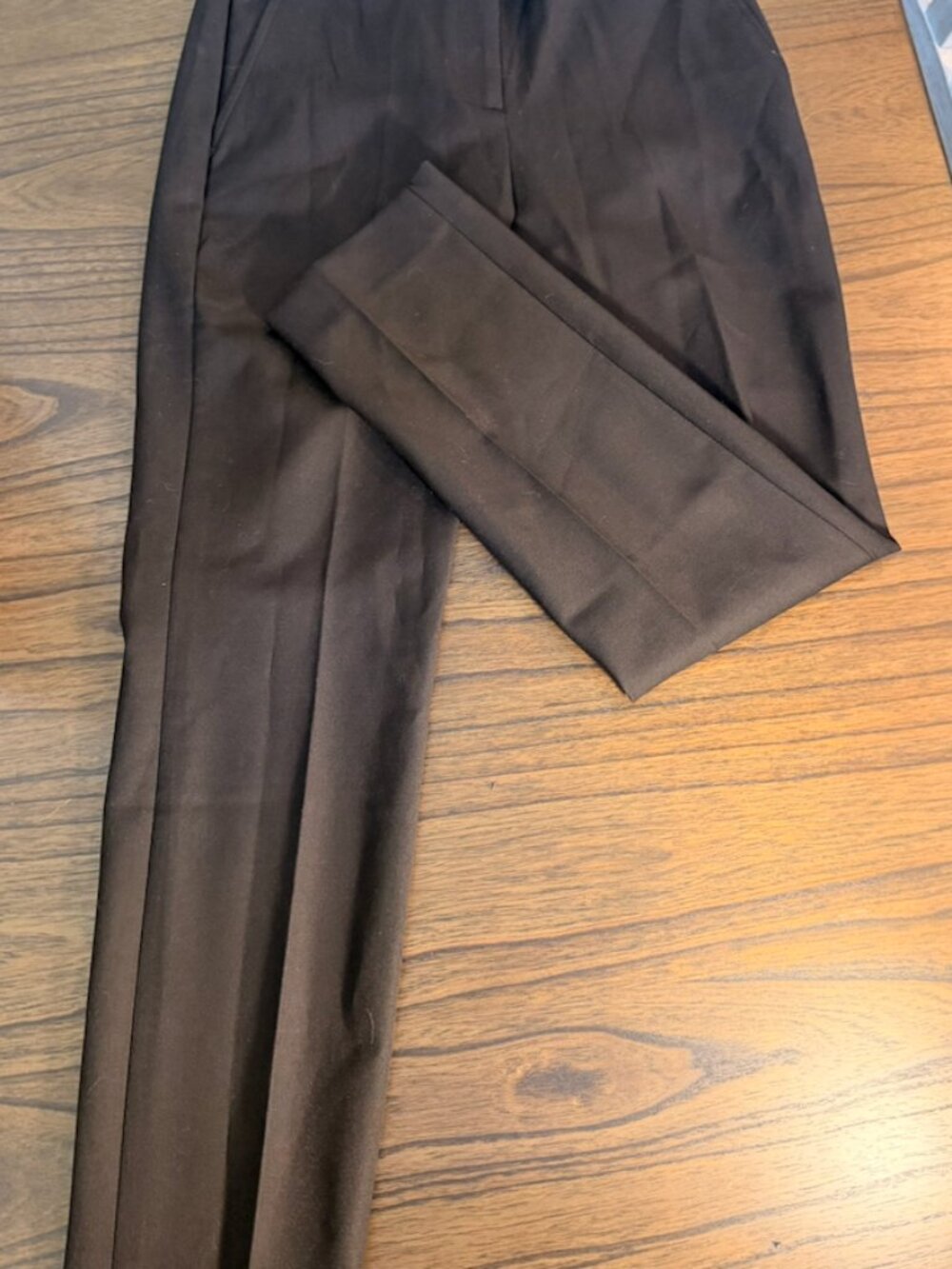 White House Black Market Elle Slim Ankle Pants (NWT)